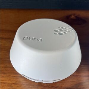 Pura Scent Diffuser